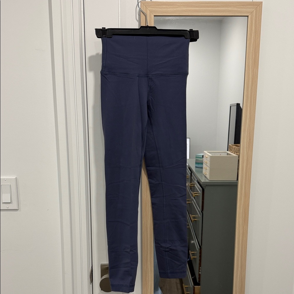 Lululemon size 2 Wunder Under 7/8 Leggings